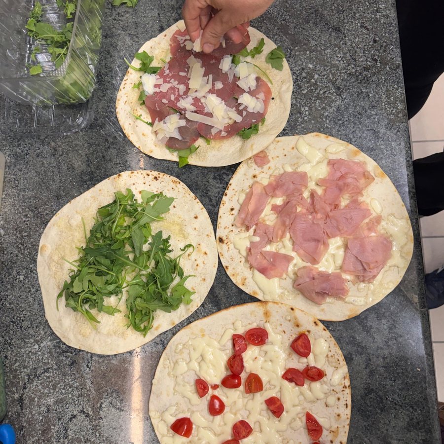 Preparazione delle piadine
